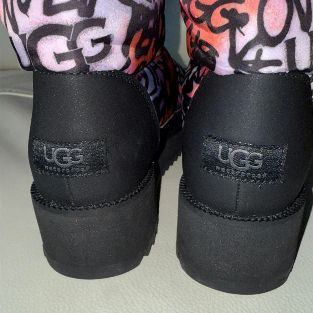 UGG Ridge Graffiti Pop‎ Waterproof Winter Boots